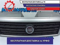 Решетка радиатора Fiat Doblo 735418095. Дефект, трещина.