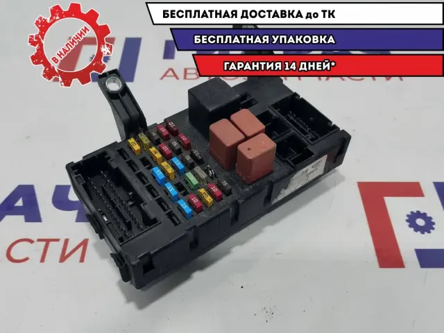 Блок предохранителей Fiat Albea 51752207.