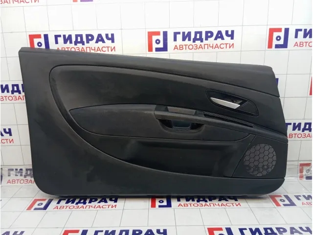 Обшивка двери передней левой Fiat Punto 735469048