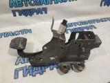 Педаль тормоза Renault Fluence 465010021R Отличное состояние