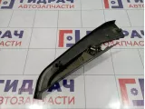 Крышка зеркала внутренняя правая Ford C-MAX 1357647