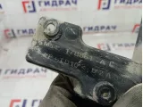 Кронштейн бампера заднего Ford Focus 5M5117B861AC