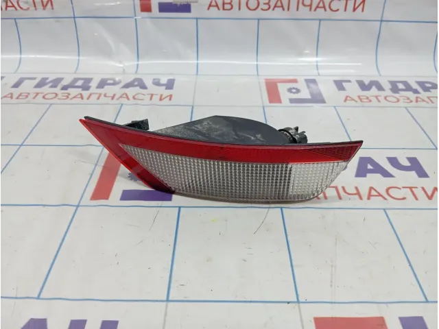 Фонарь задний в бампер правый Ford Focus 2 1505706