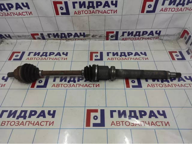 Привод передний правый Ford Focus 2 1686113