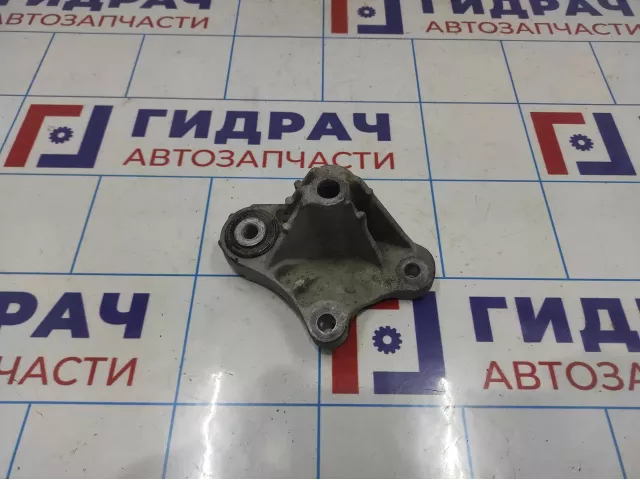 Кронштейн КПП Ford Focus 2 1306901