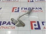 Петля капота левая Ford Focus 2 1595456