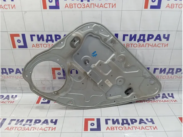 Стеклоподъемник механический задний правый Ford Focus 2 1738643
