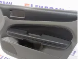 Обшивка двери передней правой Ford Focus 2 1677689