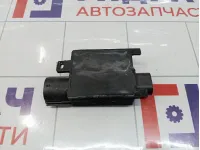 Блок управления вентилятором Ford Focus 2 10338708