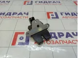 Замок багажника Ford Focus 1930055