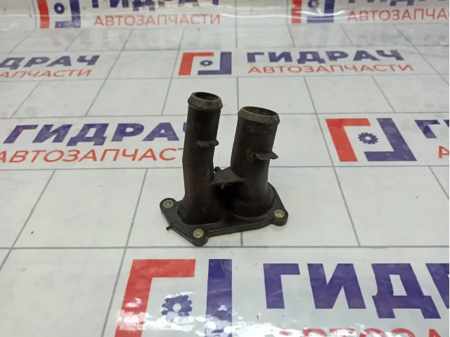 Крышка термостата Ford Focus 3 1707050