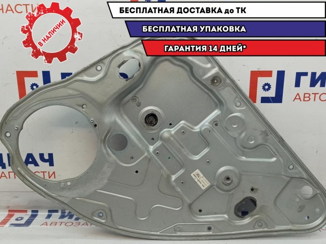 Стеклоподъемник задний правый Ford Focus 2 1738648.
