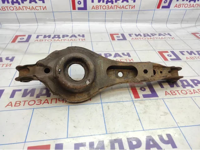 Рычаг задний нижний правый Ford Focus 2 1548460.