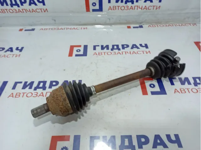 Привод передний левый Ford Focus 2 1567848. Дефект.