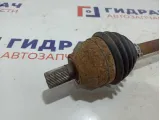 Привод передний левый Ford Focus 2 1567848. Дефект.