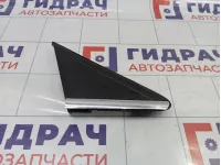 Накладка крыла переднего правого Ford Focus 2 1683639