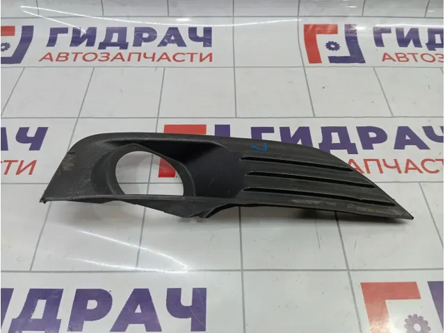 Решетка в бампер левая Ford Focus 2 1370340