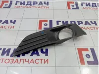 Решетка в бампер правая Ford Focus 2 1366989