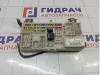 Блок предохранителей Ford Focus 2 2027109