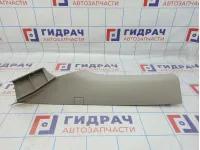 Обшивка стойки средней правой верхняя Ford Focus 2 1357969.