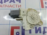 Моторчик стеклоподъемника левый Ford Focus 2 1347885