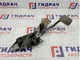 Педаль тормоза Ford Focus 2 1733138