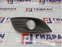 Решетка в бампер левая Ford Focus 2 1528561