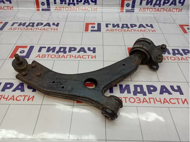 Рычаг передний левый Ford Focus 2 1570285