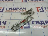 Петля крышки багажника левая Ford Focus 2 1595458