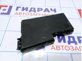 Крышка блока предохранителей Ford Focus 2 1686032