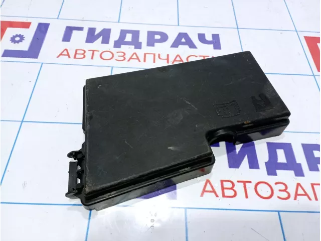 Крышка блока предохранителей Ford Focus 2 1686032