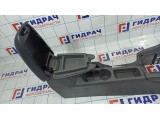 Подлокотник Ford Focus 2 1375752. Накладка ручника ST.