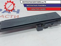 Крышка салонного фильтра Ford Focus 3 1703440. Сломано крепление.