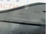 Защита антигравийная левая Ford Focus 3 1702750. Дефект.