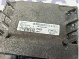 Блок управления двигателем Ford Focus 3 1706429. CV6112A650AKA.