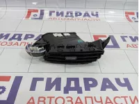 Дефлектор воздушный центральный левый Ford Focus 3 2008662