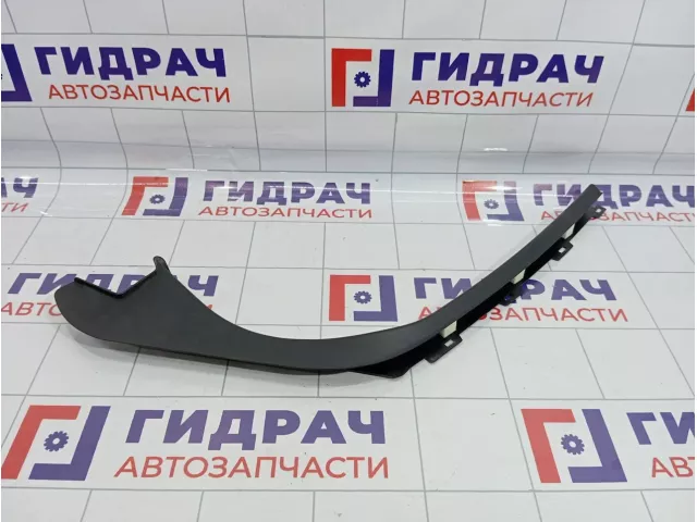 Накладка двери передней левой Ford Focus 3 1809829