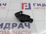 Ручка открывания капота Ford Focus 3 1690340