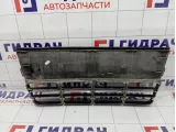 Решетка в бампер центральная Ford Focus 3 1718734