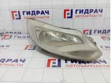 Фара правая Ford Focus 3 1751115