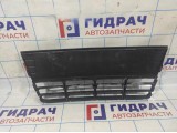 Решетка в бампер центральная Ford Focus 3 1718734.