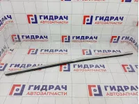 Накладка стекла переднего правого Ford Focus 3 1871577