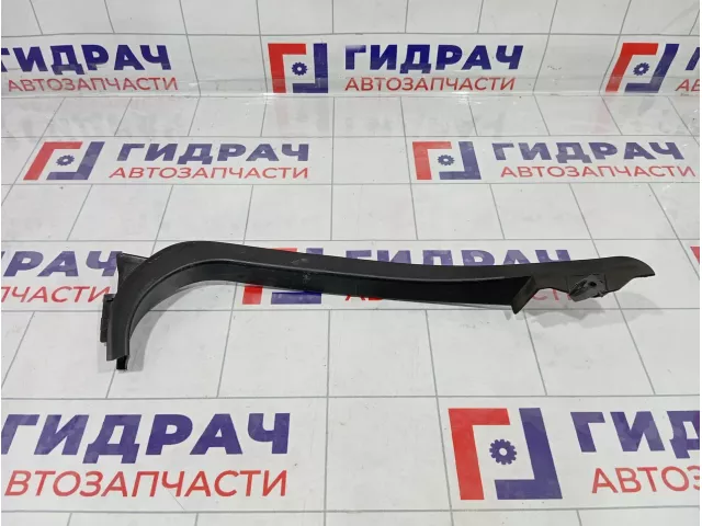 Накладка двери внутренняя передняя правая Ford Focus 3 1809828