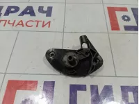 Ручка открывания капота Ford Focus 3 1690340