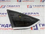 Стекло кузовное глухое левое Ford Focus 3 2010629