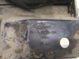 Брызговик задний правый перед колесом Ford Kuga CBV 8V4111778BA Отличное состояние