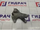 Кронштейн КПП левый Ford Kuga (CBS) 1742413