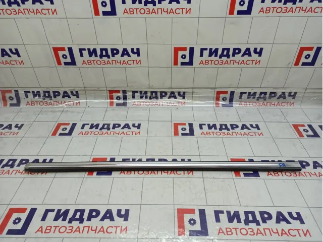Накладка стекла переднего правого Ford Mondeo 1742006