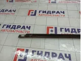 Накладка стекла переднего правого Ford Mondeo 1742006