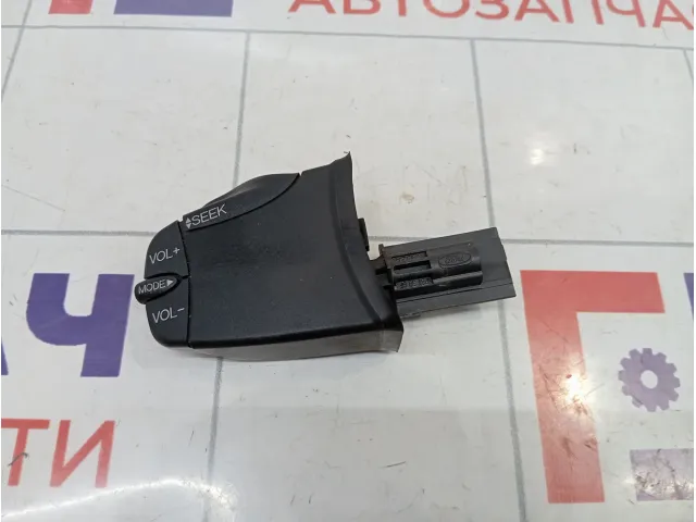 Блок кнопок управления магнитолой Ford Mondeo 3 (B4Y) 1346664